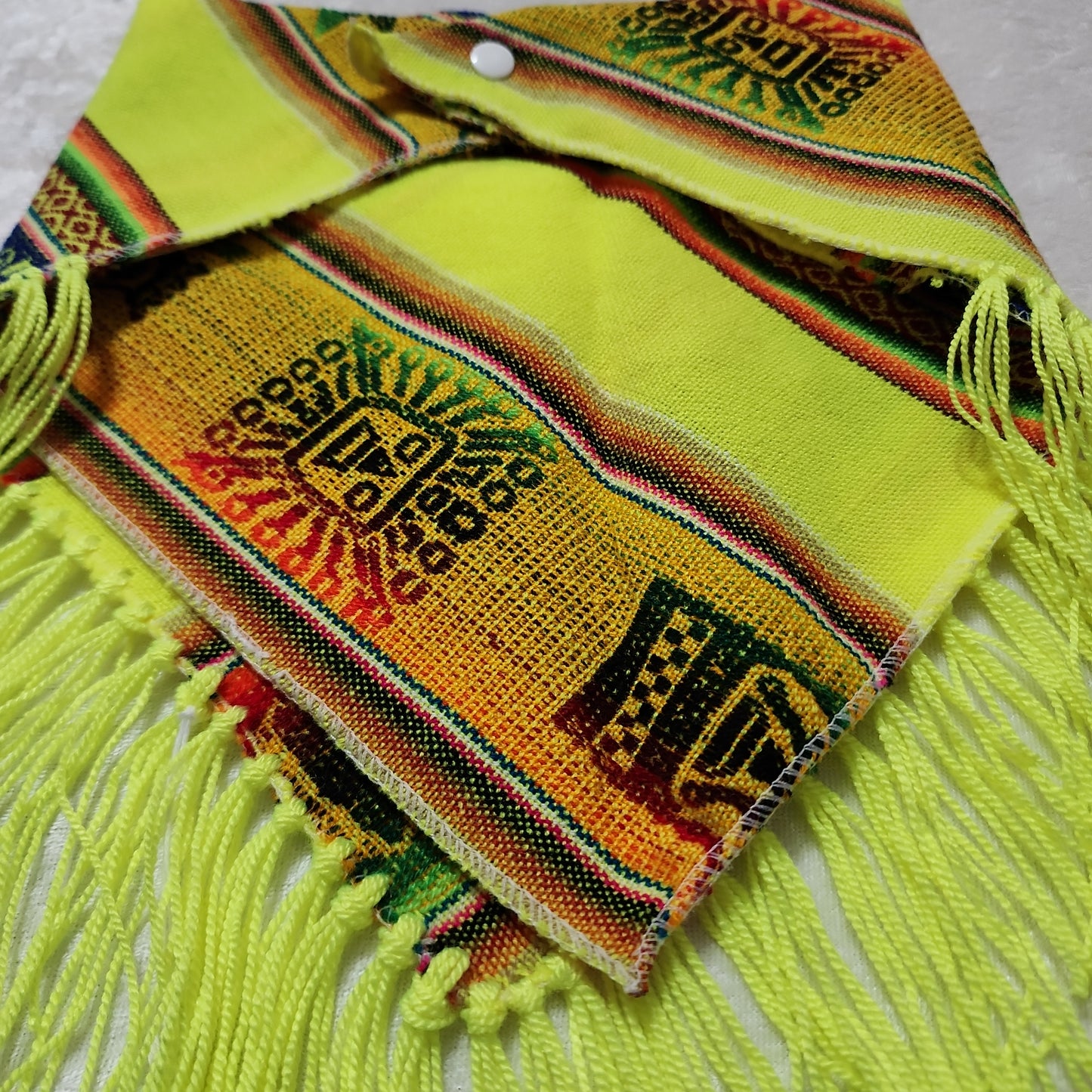 Neon yellow andean aguayo small